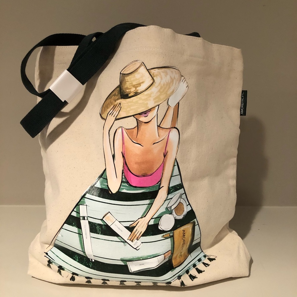 Neman Marcus Amore Pacific Limited Tote Bag